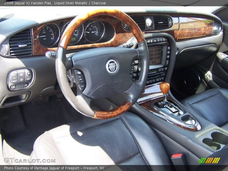 Liquid Silver Metallic / Charcoal 2008 Jaguar XJ Vanden Plas