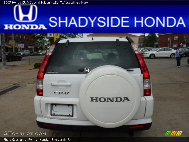 Taffeta White / Ivory 2005 Honda CR-V Special Edition 4WD