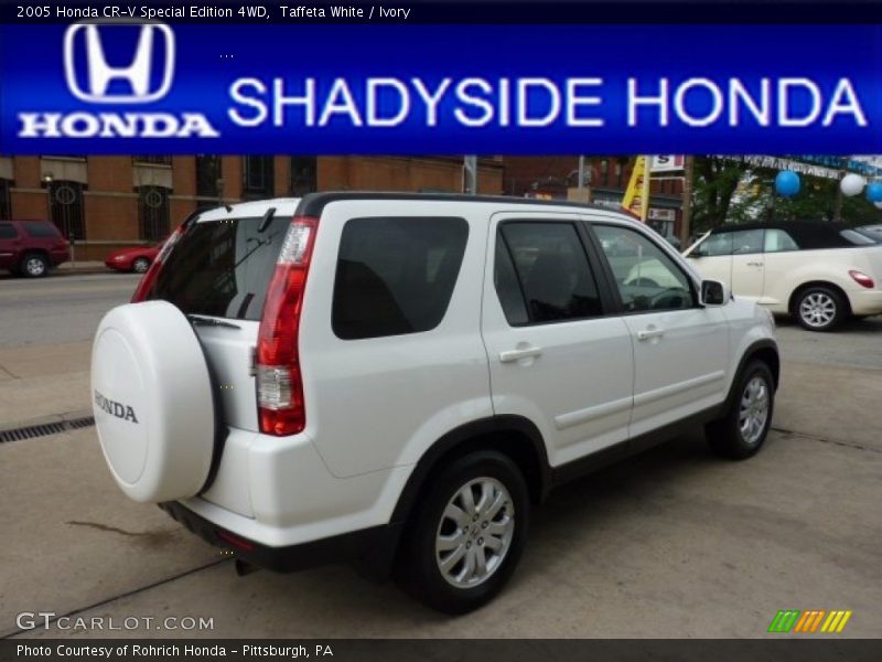 Taffeta White / Ivory 2005 Honda CR-V Special Edition 4WD