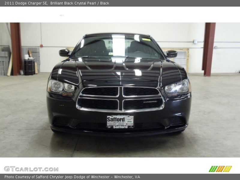 Brilliant Black Crystal Pearl / Black 2011 Dodge Charger SE