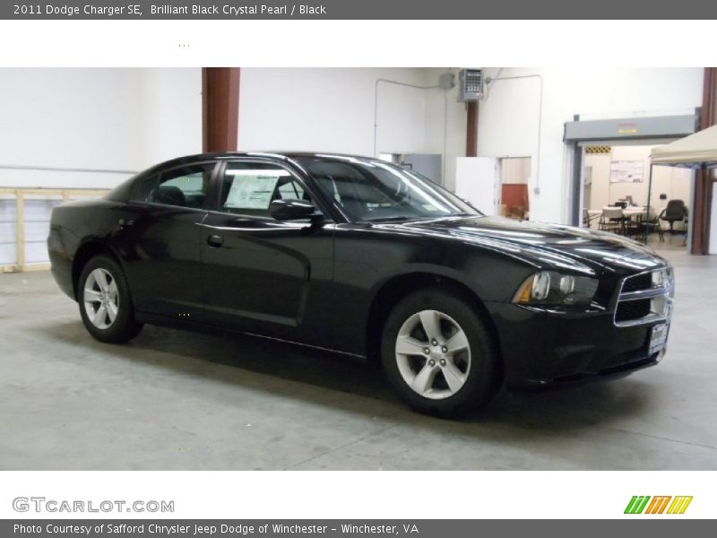 Brilliant Black Crystal Pearl / Black 2011 Dodge Charger SE