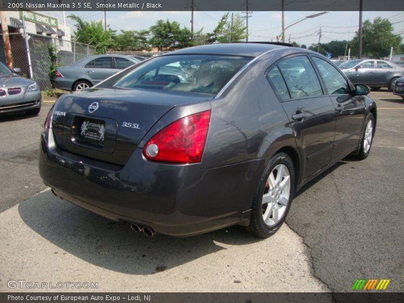 Smoke Metallic / Black 2005 Nissan Maxima 3.5 SE
