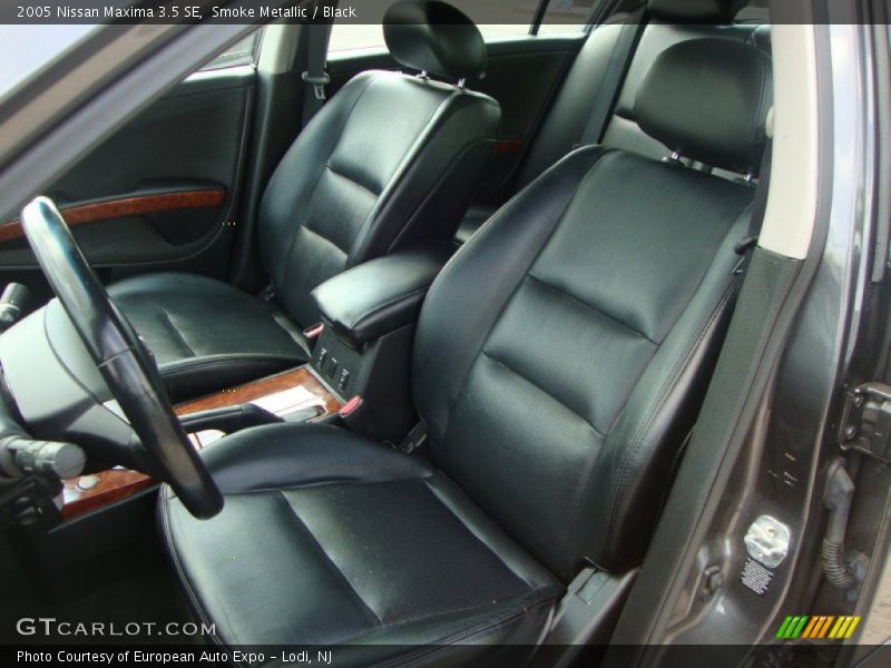 Smoke Metallic / Black 2005 Nissan Maxima 3.5 SE