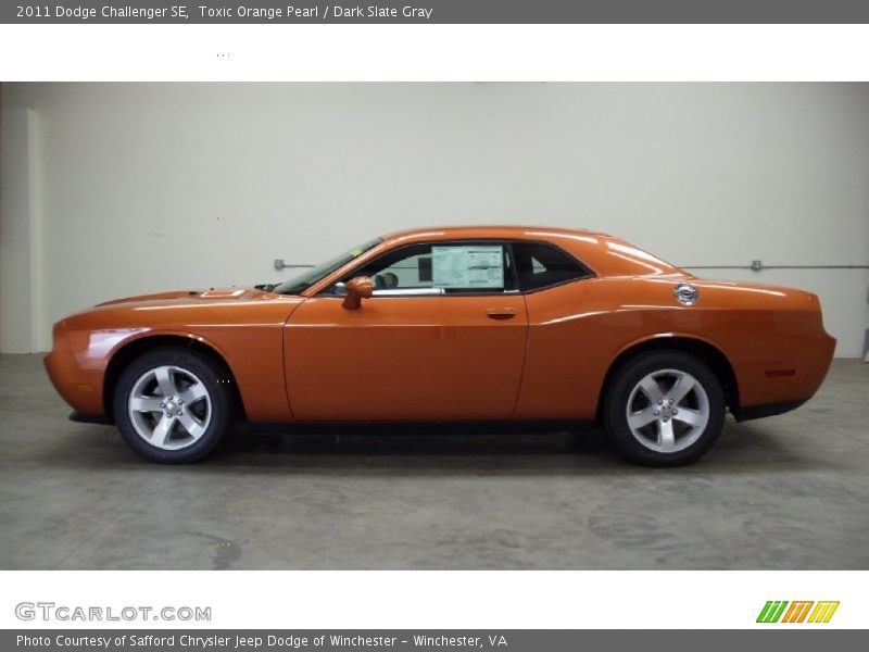 Toxic Orange Pearl / Dark Slate Gray 2011 Dodge Challenger SE