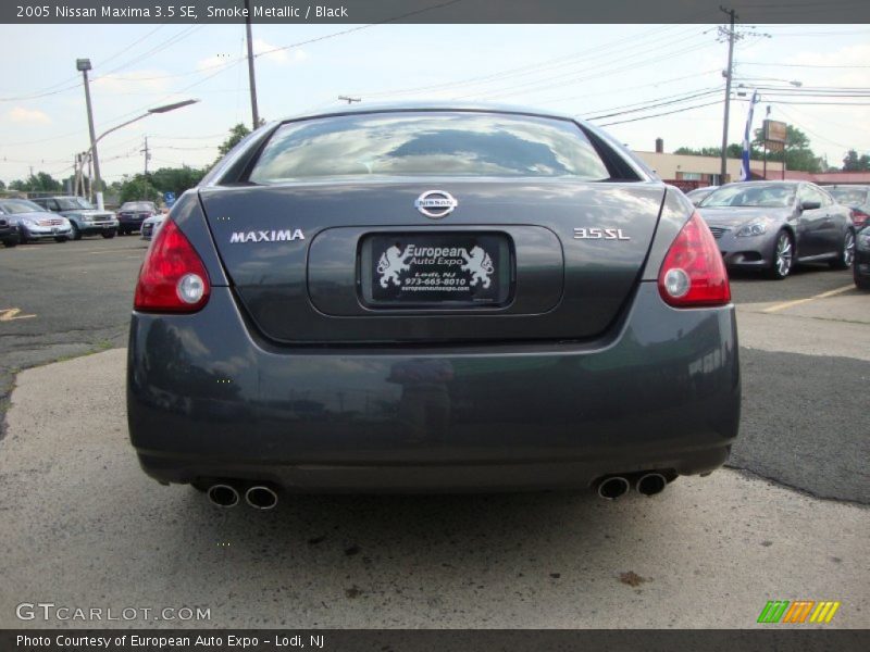 Smoke Metallic / Black 2005 Nissan Maxima 3.5 SE