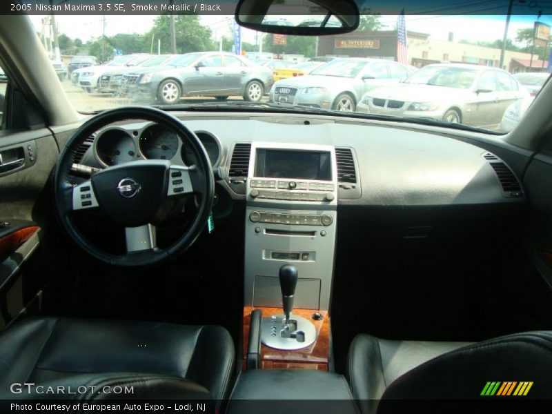Smoke Metallic / Black 2005 Nissan Maxima 3.5 SE