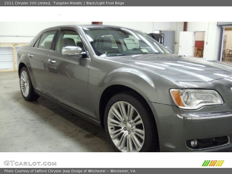 Tungsten Metallic / Black/Light Frost Beige 2011 Chrysler 300 Limited