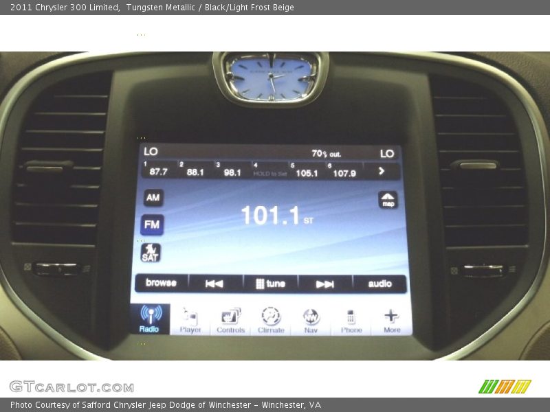Tungsten Metallic / Black/Light Frost Beige 2011 Chrysler 300 Limited