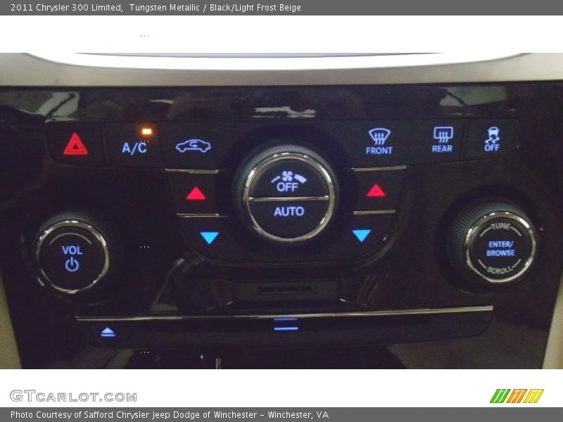 Tungsten Metallic / Black/Light Frost Beige 2011 Chrysler 300 Limited