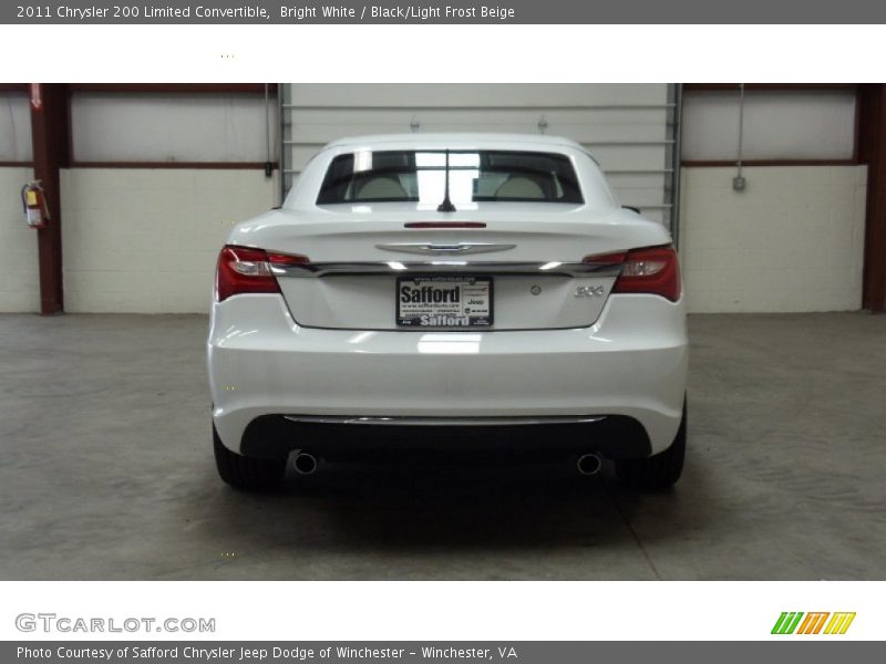 Bright White / Black/Light Frost Beige 2011 Chrysler 200 Limited Convertible