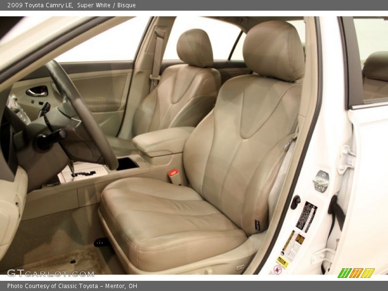 Super White / Bisque 2009 Toyota Camry LE