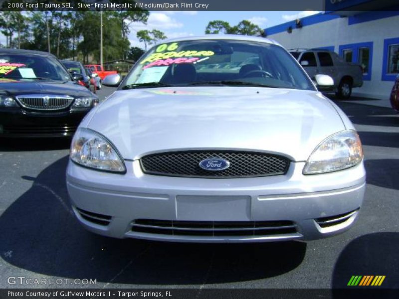 Silver Frost Metallic / Medium/Dark Flint Grey 2006 Ford Taurus SEL