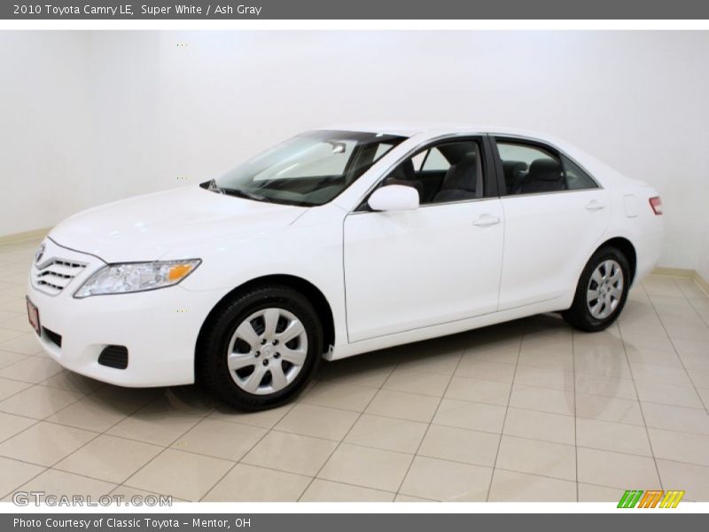 Super White / Ash Gray 2010 Toyota Camry LE