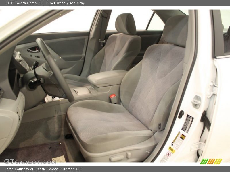 Super White / Ash Gray 2010 Toyota Camry LE