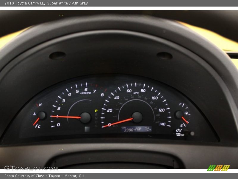 Super White / Ash Gray 2010 Toyota Camry LE