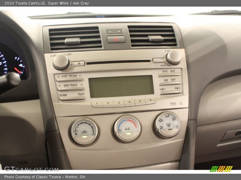 Super White / Ash Gray 2010 Toyota Camry LE