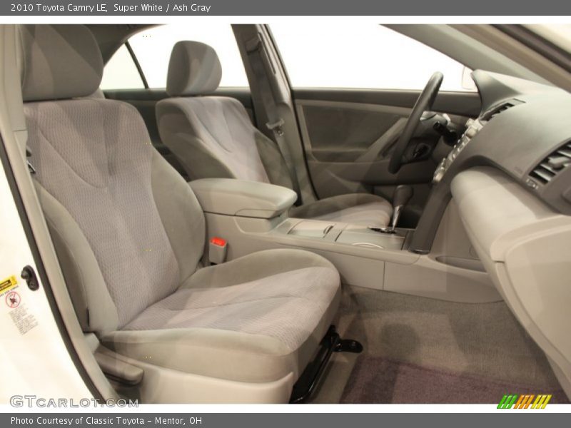 Super White / Ash Gray 2010 Toyota Camry LE