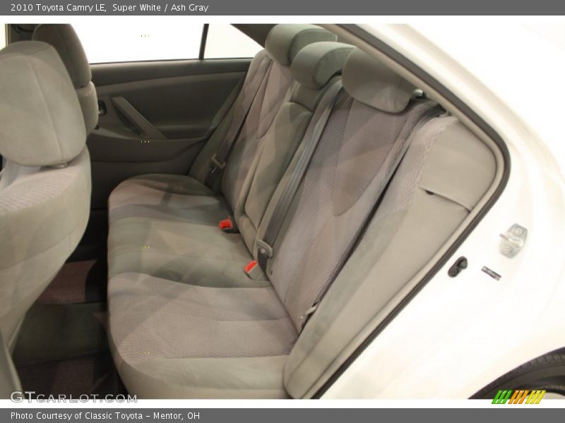 Super White / Ash Gray 2010 Toyota Camry LE