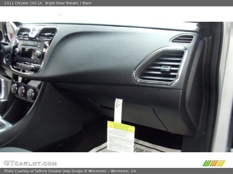 Bright Silver Metallic / Black 2011 Chrysler 200 LX