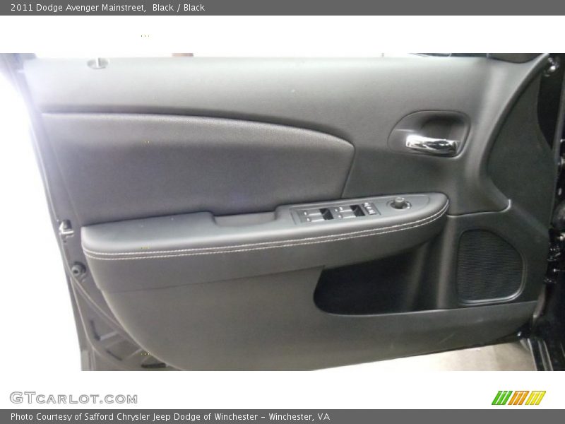 Black / Black 2011 Dodge Avenger Mainstreet