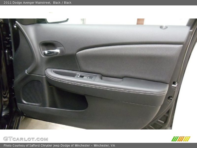 Black / Black 2011 Dodge Avenger Mainstreet