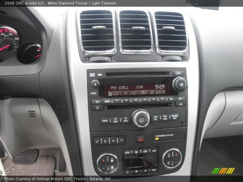 White Diamond Tricoat / Light Titanium 2008 GMC Acadia SLT