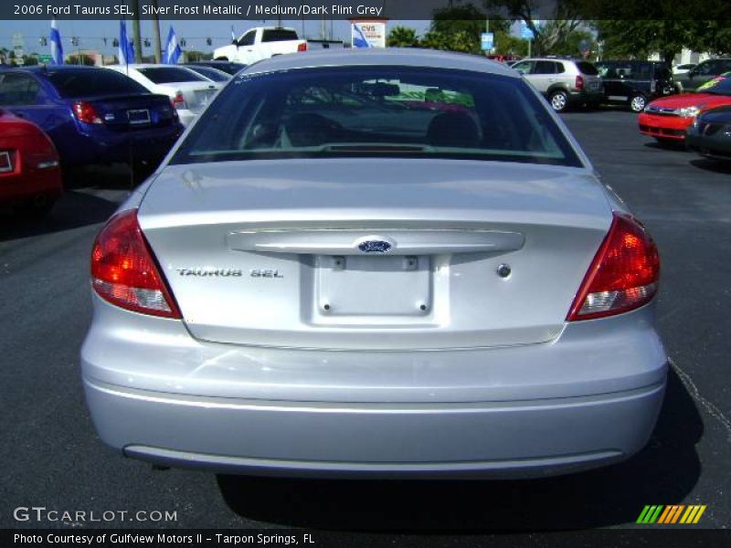 Silver Frost Metallic / Medium/Dark Flint Grey 2006 Ford Taurus SEL