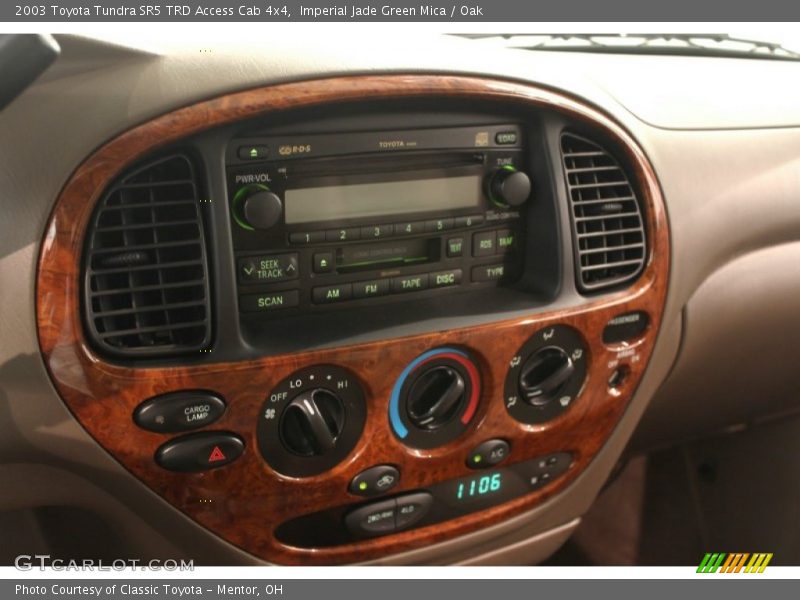 Controls of 2003 Tundra SR5 TRD Access Cab 4x4