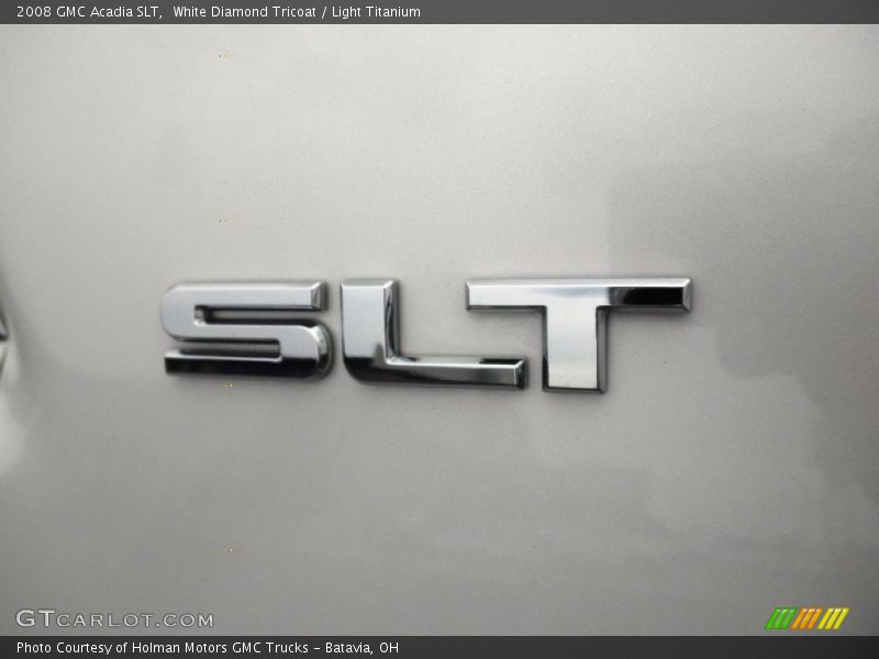 White Diamond Tricoat / Light Titanium 2008 GMC Acadia SLT