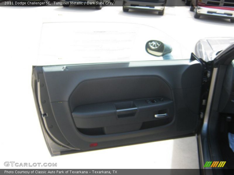 Tungsten Metallic / Dark Slate Gray 2011 Dodge Challenger SE