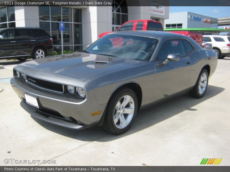 Tungsten Metallic / Dark Slate Gray 2011 Dodge Challenger SE