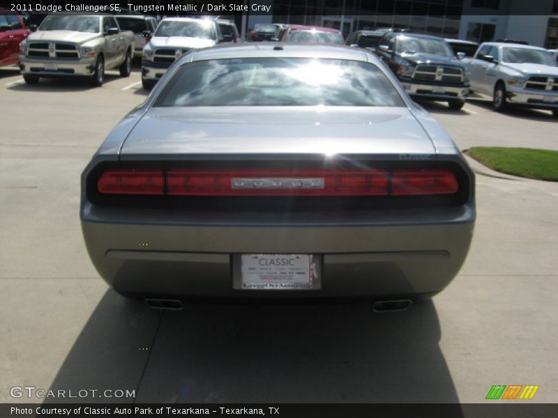Tungsten Metallic / Dark Slate Gray 2011 Dodge Challenger SE