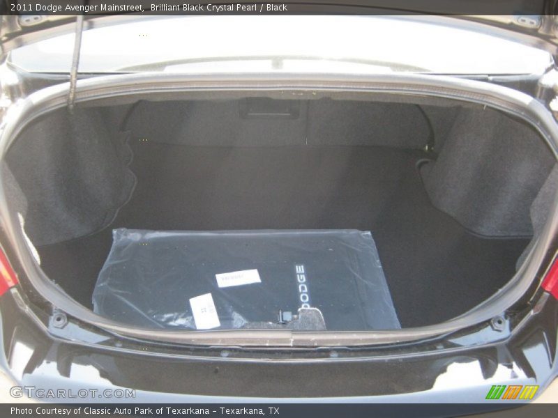 Brilliant Black Crystal Pearl / Black 2011 Dodge Avenger Mainstreet