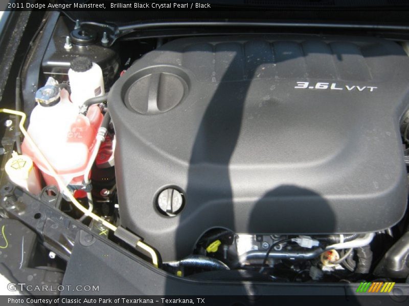 Brilliant Black Crystal Pearl / Black 2011 Dodge Avenger Mainstreet