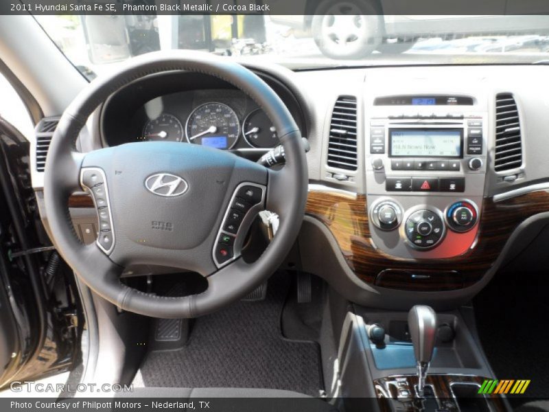 Phantom Black Metallic / Cocoa Black 2011 Hyundai Santa Fe SE