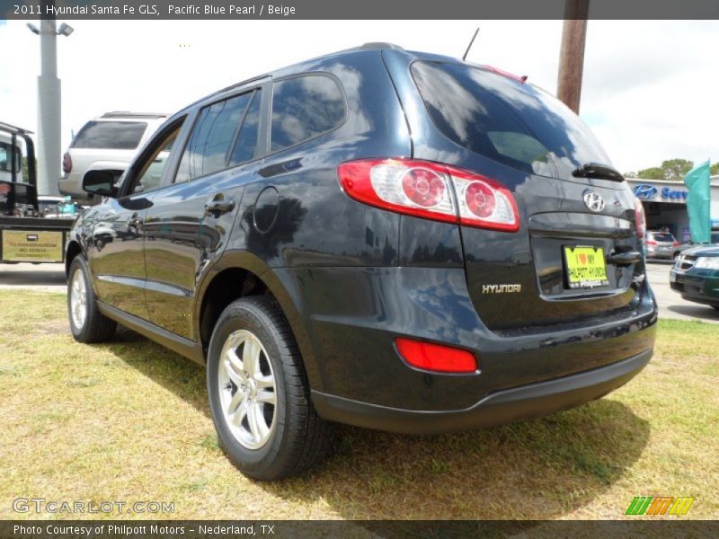Pacific Blue Pearl / Beige 2011 Hyundai Santa Fe GLS