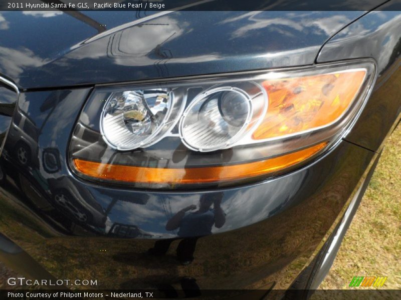 Pacific Blue Pearl / Beige 2011 Hyundai Santa Fe GLS
