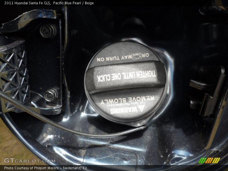 Pacific Blue Pearl / Beige 2011 Hyundai Santa Fe GLS