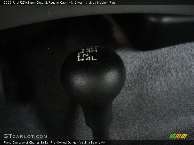 Controls of 2006 F250 Super Duty XL Regular Cab 4x4