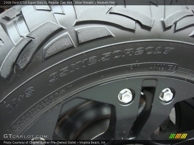 Silver Metallic / Medium Flint 2006 Ford F250 Super Duty XL Regular Cab 4x4