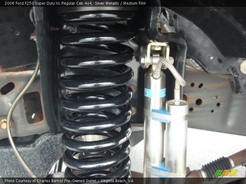 Silver Metallic / Medium Flint 2006 Ford F250 Super Duty XL Regular Cab 4x4
