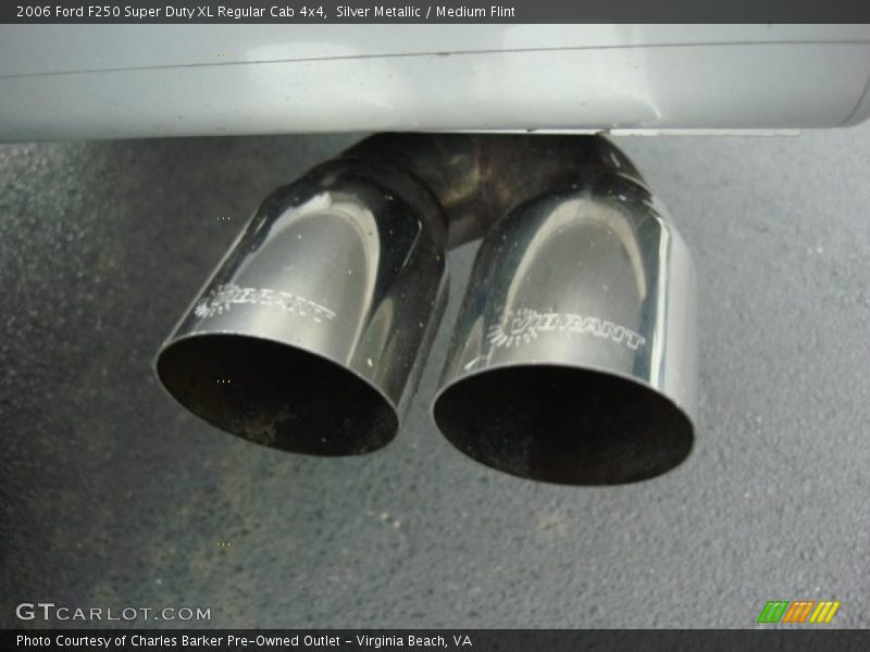Silver Metallic / Medium Flint 2006 Ford F250 Super Duty XL Regular Cab 4x4