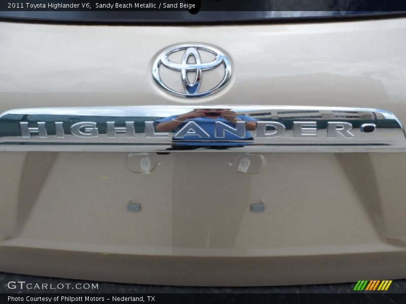Sandy Beach Metallic / Sand Beige 2011 Toyota Highlander V6