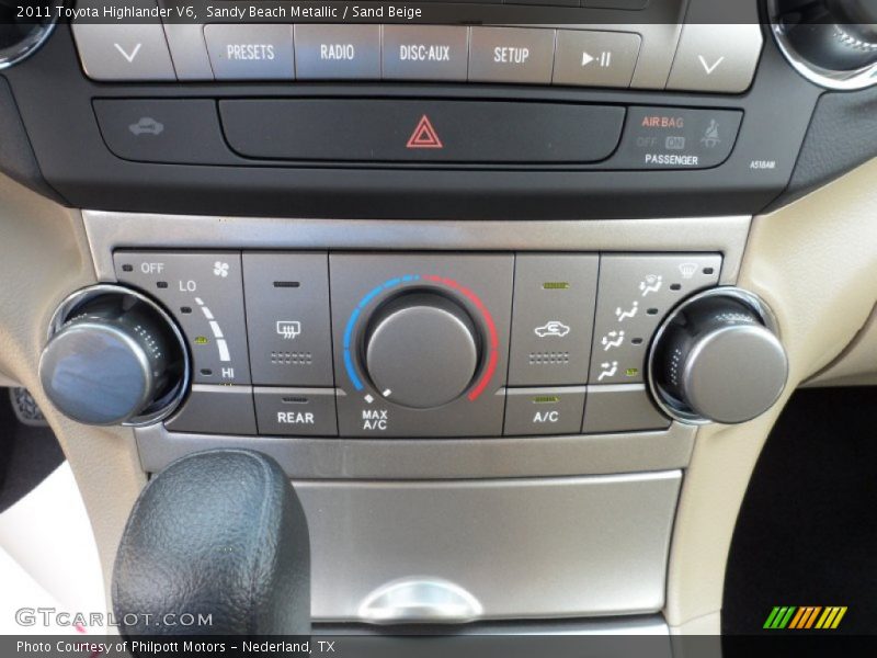 Sandy Beach Metallic / Sand Beige 2011 Toyota Highlander V6