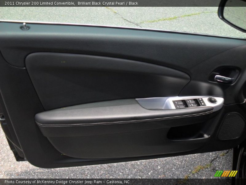 Door Panel of 2011 200 Limited Convertible