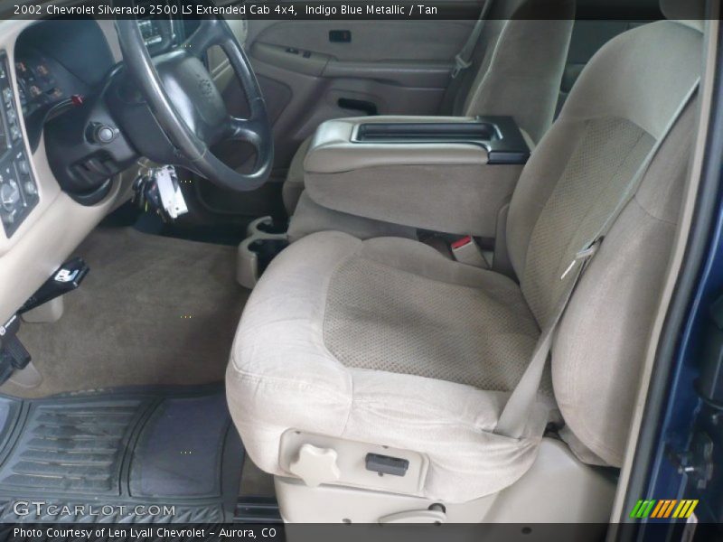  2002 Silverado 2500 LS Extended Cab 4x4 Tan Interior