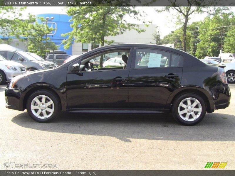 Super Black / Charcoal 2010 Nissan Sentra 2.0 SR