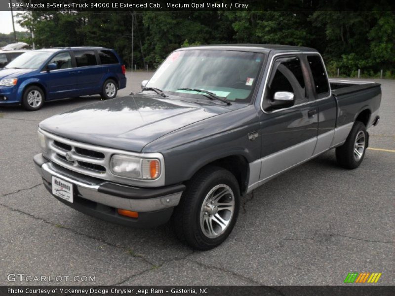 Front 3/4 View of 1994 B-Series Truck B4000 LE Extended Cab