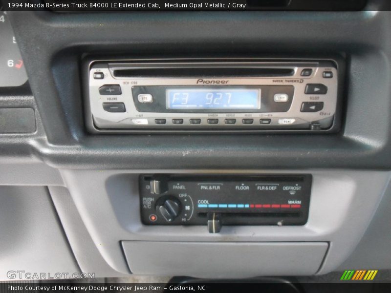Medium Opal Metallic / Gray 1994 Mazda B-Series Truck B4000 LE Extended Cab