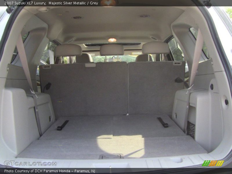 Majestic Silver Metallic / Grey 2007 Suzuki XL7 Luxury